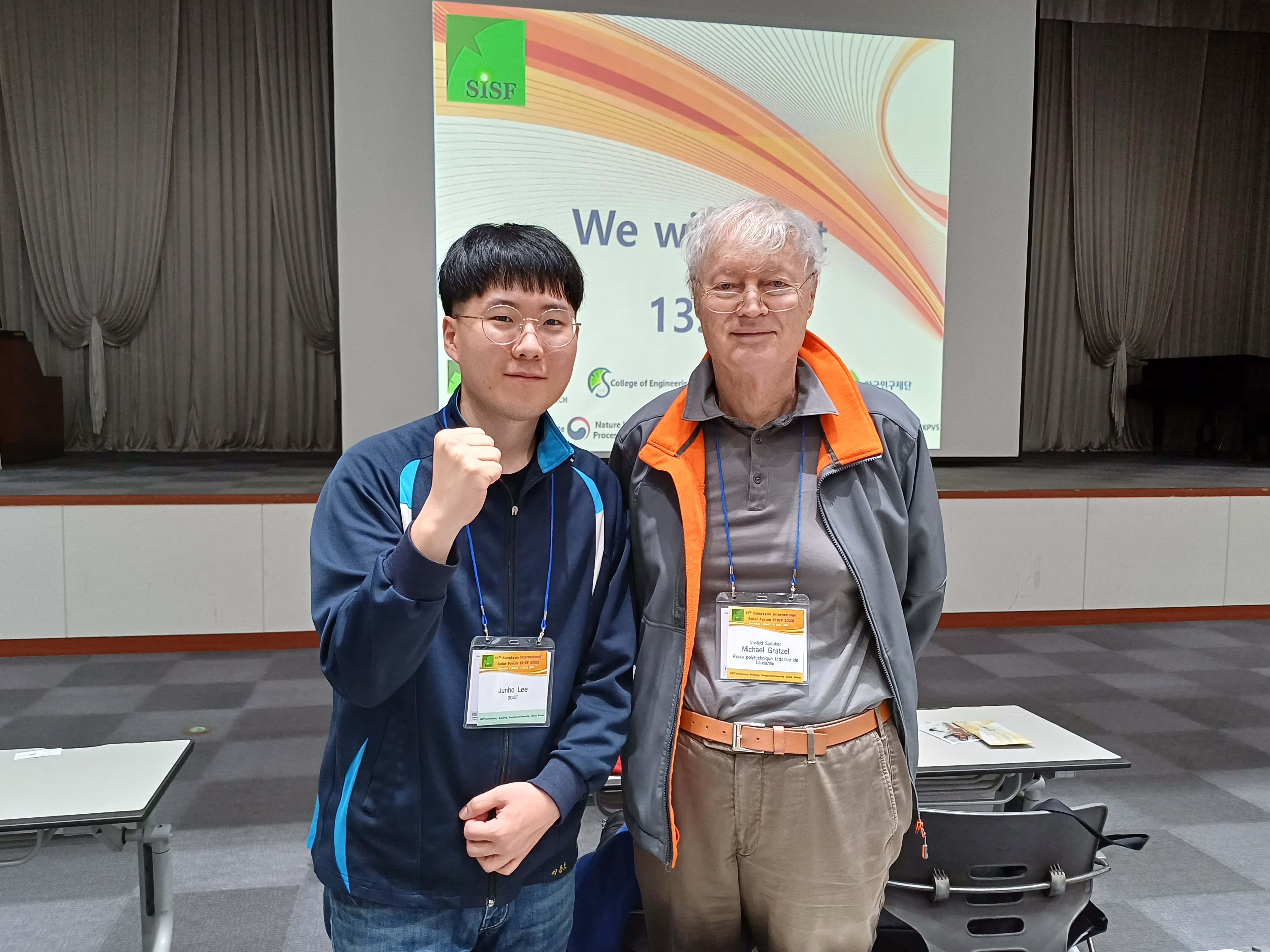 Junho Lee met world famous professor Michael Gratzel